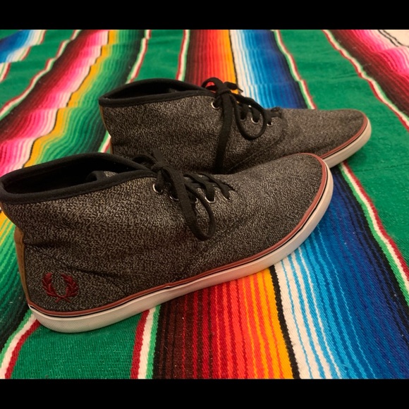 Fred Perry Heather Gray High Top Lace Up Shoes woman’s size 7. - Picture 5 of 6